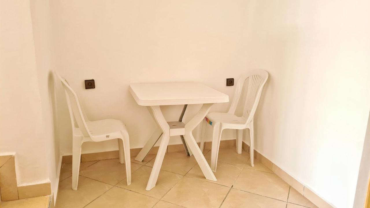 Enjoy Your Vacation Here, 1 Min To The Beach, Only For Families !! Martil Exterior photo
